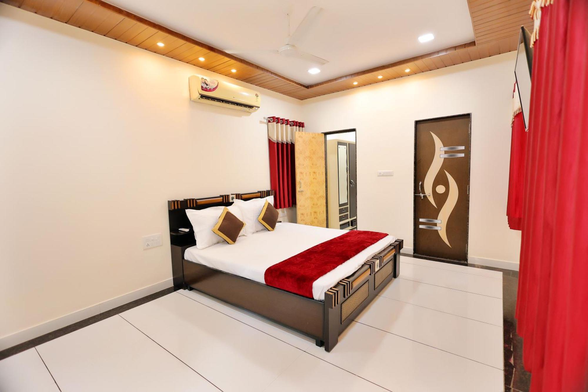 Manas Resort By Rudrakshi Udaipur Eksteriør bilde